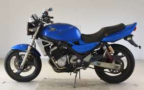 KAWASAKI BALIUS 250 Gen.2 2000 ZR250B