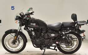 BENELLI イアンペリアーレ400 2022