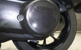 YAMAHA N-MAX SEG6J