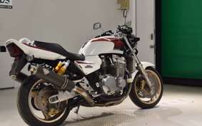 HONDA CB1300SF SUPER FOUR 2025 SC40
