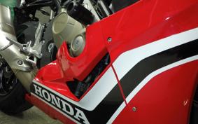 HONDA CBR1000RR GEN 3 2019 SC77