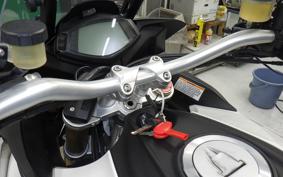 APRILIA CAPONORD 1200 2015