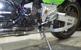 KAWASAKI GPZ900R NINJA 1995 ZX900A