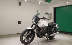 MOTO GUZZI V7 STONE 2015