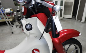 HONDA C125 SUPER CUB JA71