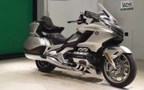 HONDA GL 1800 GOLD WING TOUR DCT SC79