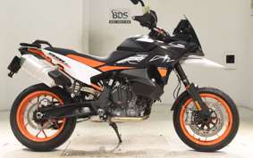 KTM 890 SMT 2025