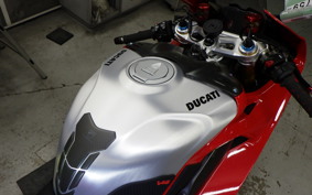 DUCATI PANIGALE V4 S 2023