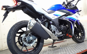 SUZUKI GSX250 R DN11A