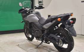 SUZUKI Vｽﾄﾛｰﾑ650A 2016 VP56A