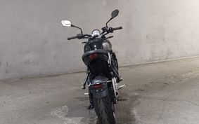 TRIUMPH TRIDENT 660 L21U45