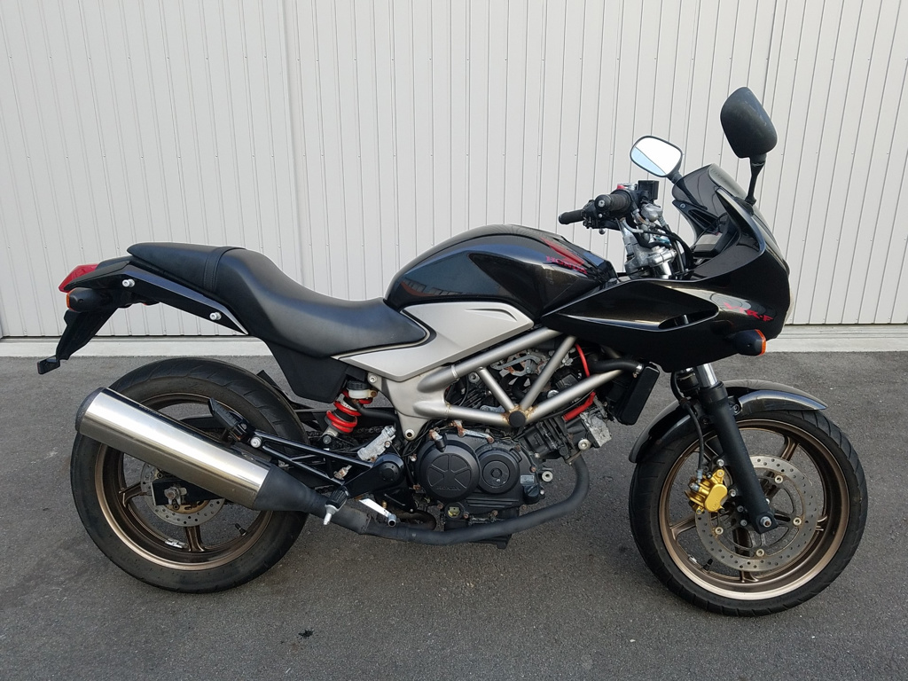 Фото Honda VTR 250 F 2015 с японского аукциона