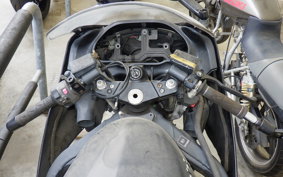 KAWASAKI ZZ1100 NINJA R Gen.2 2000 ZXT10D