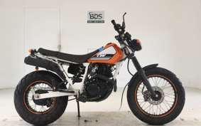 YAMAHA TW225 DG09J