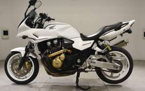 HONDA CB1300SB SUPER BOLDOR A 2011 SC54