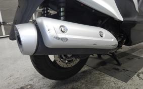 SUZUKI SKYWAVE 200 (Burgman 200)
