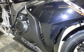 SUZUKI GSX250 R 2023