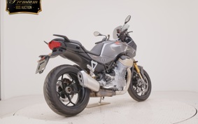 MOTO GUZZI V100マンデッロS 2023
