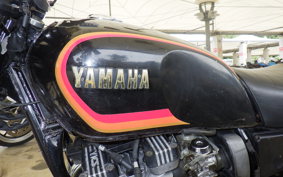 YAMAHA XJ400 4V7