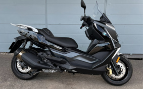 BMW C400GT TRIPLE BLACK 2024 0C61