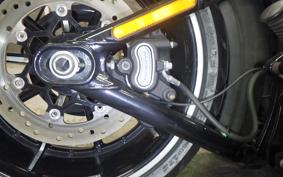 HARLEY FXSB 1580 2015