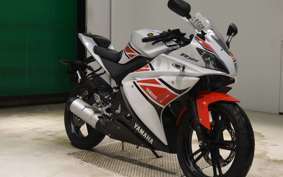 YAMAHA YZF-R125
