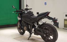HONDA CB650R E-Clutch 2025 RH17