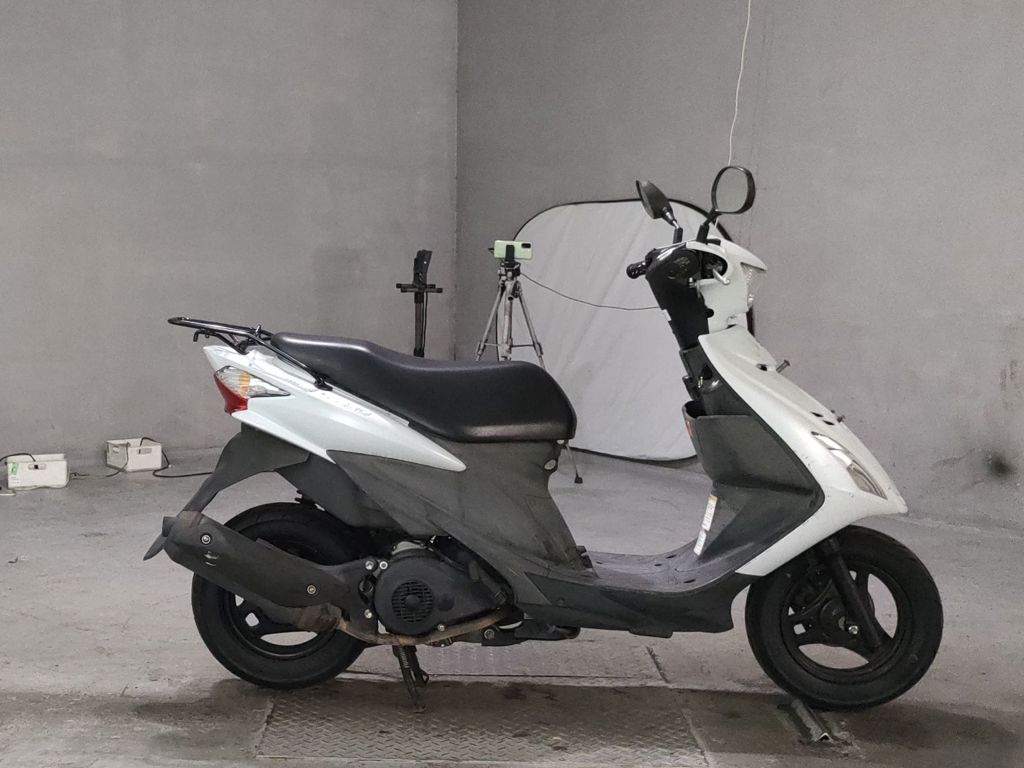 Фото Suzuki ADDRESS V125 с японского аукциона
