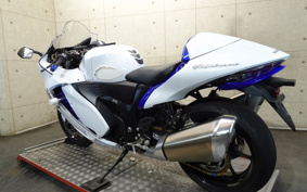 SUZUKI Hayabusa 2022 EJ11A