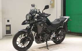 SUZUKI Vｽﾄﾛｰﾑ250