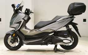 HONDA FORZA 250 MF15