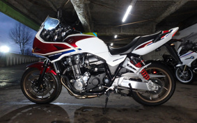 HONDA CB1300 SUPER  BOL DOR ABS 2018 SC54