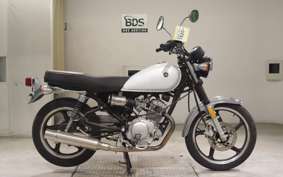 YAMAHA YB125SP