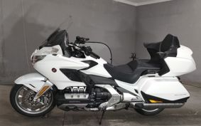 HONDA GL1800 TOUR DCT SC79