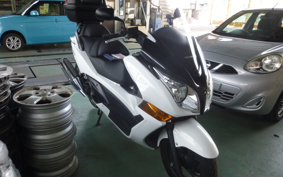 HONDA SILVERWING400GT 2015 NF03