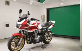 HONDA CB1300SB SUPER BOLDOR A 2005 SC54