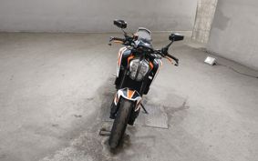 KTM 890 DUKE R 2022 TU940