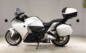 HONDA VFR1200F DCT 2013 SC63