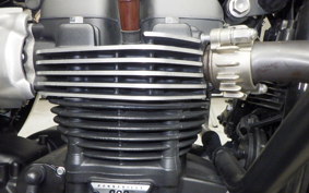 TRIUMPH STREET TWIN 2021