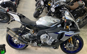 YAMAHA YZF-R1 M 2015 RN40