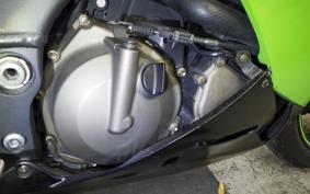KAWASAKI ZX 10 NINJA R 2004 ZXT00C