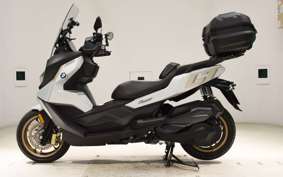 BMW C400GT 2025