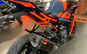 KTM 390 RC 2023 JYJ40