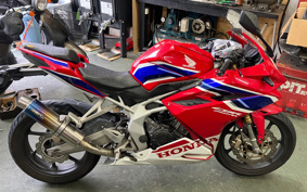 HONDA CBR250RR MC51