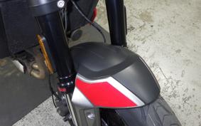 TRIUMPH TRIDENT 660 2021