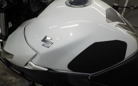 SUZUKI GSR 400 A 2011 GK7EA
