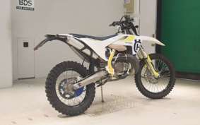 HUSQVARNA TE250I