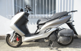 YAMAHA MAJESTYS SG28J