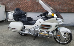 HONDA GL1800 GOLDWING  2002 SC47