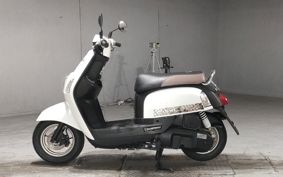 YAMAHA CUXI 100 C1DW